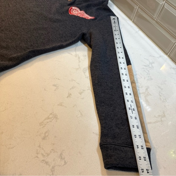 CCM Fleece Womens Grey Detroit Red Wings NHL Hockey Shawl Knit Sweater Large - Picture 12 of 14